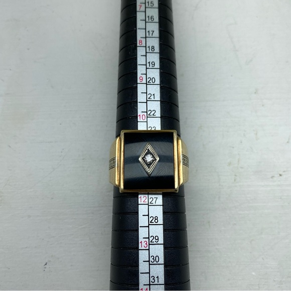 Vintage 10k Yellow Gold IHS Obsidian Mens Ring With Diamond Center Size 11 - Picture 2 of 16